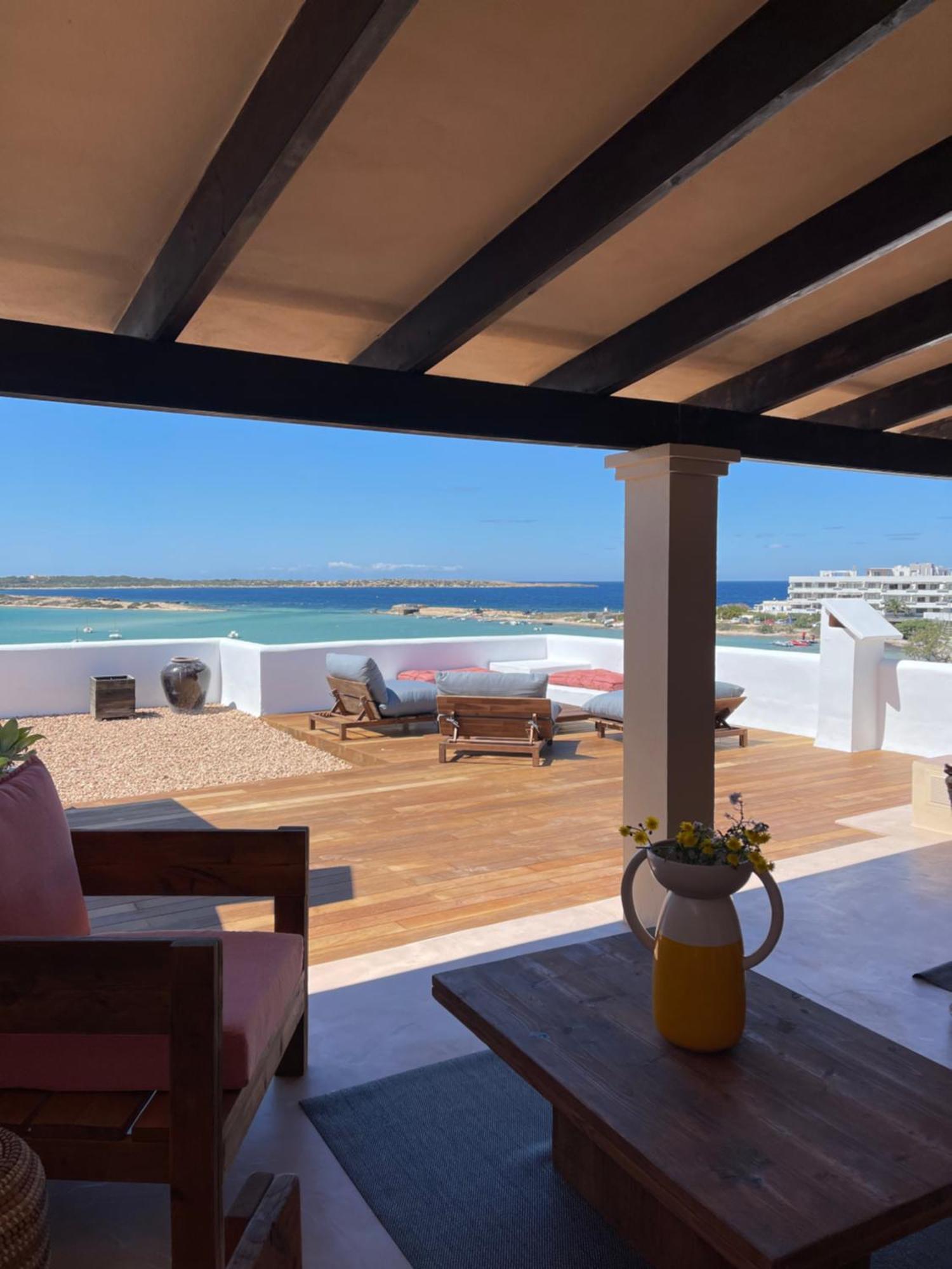 Formentera White Estudios * La Savina (Formentera)