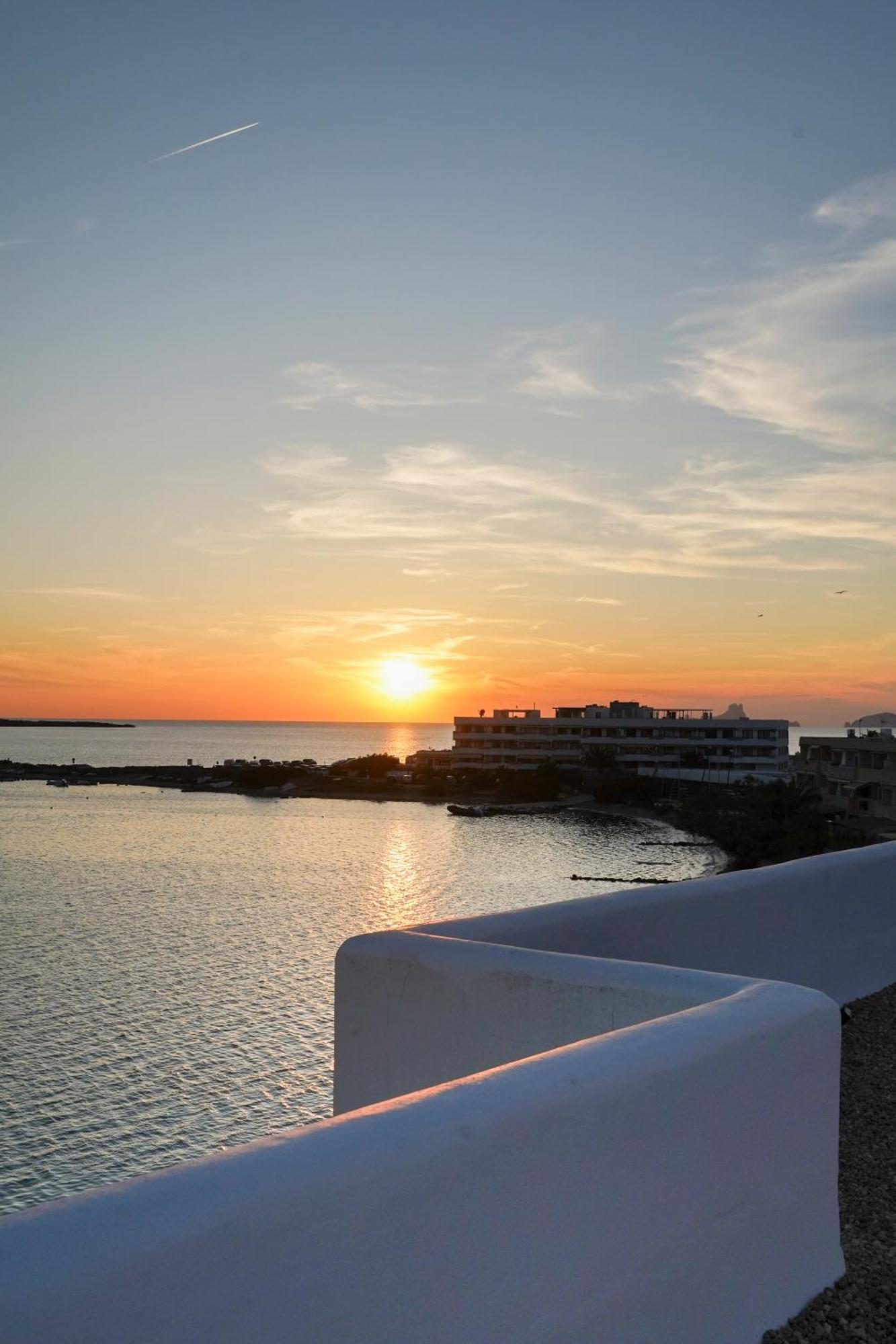 Formentera White Estudios Apartamento *