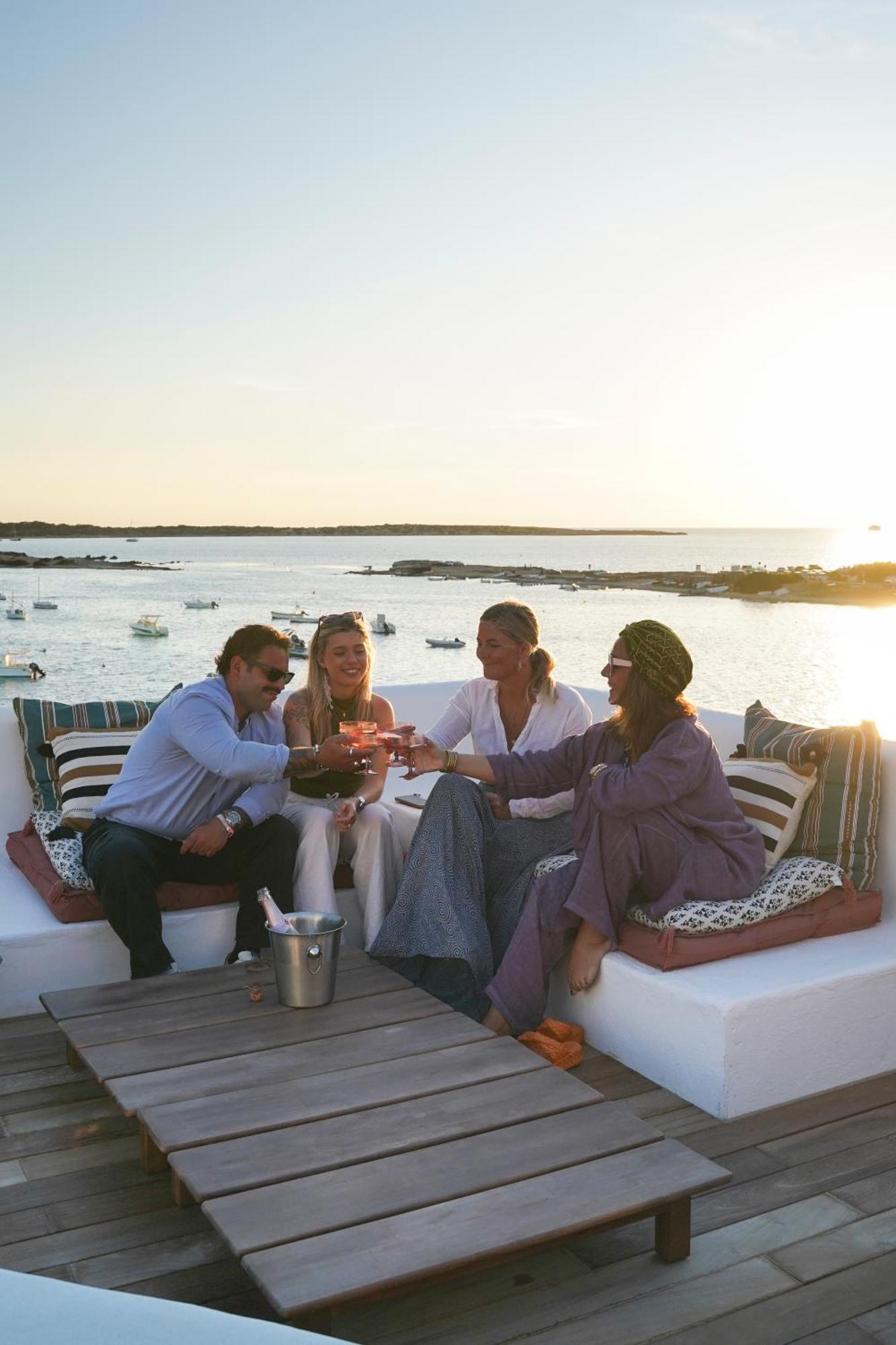 Formentera White Estudios Apartamento La Savina (Formentera)